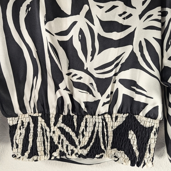 Vintage Cache Silk Glam Bat Wing Sleeve Whimsical Smocked Top Chic Blouse Size S - Picture 6 of 8